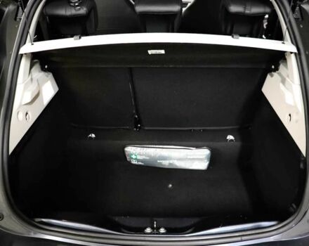 Серый Рено Зое, объемом двигателя 0 л и пробегом 39 тыс. км за 13500 $, фото 4 на Automoto.ua