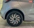 Серый Рено Зое, объемом двигателя 0 л и пробегом 124 тыс. км за 11200 $, фото 7 на Automoto.ua
