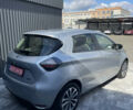 Серый Рено Зое, объемом двигателя 0 л и пробегом 114 тыс. км за 13000 $, фото 2 на Automoto.ua