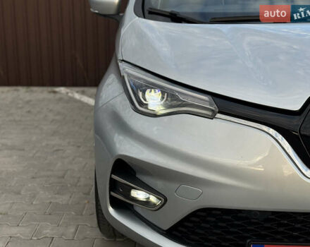 Сірий Рено Зое, об'ємом двигуна 0 л та пробігом 77 тис. км за 13350 $, фото 6 на Automoto.ua