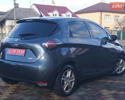 Серый Рено Зое, объемом двигателя 0 л и пробегом 174 тыс. км за 12000 $, фото 7 на Automoto.ua