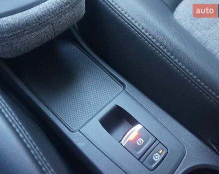 Серый Рено Зое, объемом двигателя 0 л и пробегом 174 тыс. км за 12000 $, фото 37 на Automoto.ua