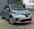 Серый Рено Зое, объемом двигателя 0 л и пробегом 78 тыс. км за 11830 $, фото 5 на Automoto.ua