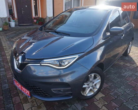 Серый Рено Зое, объемом двигателя 0 л и пробегом 174 тыс. км за 12000 $, фото 12 на Automoto.ua
