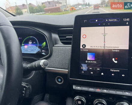 Серый Рено Зое, объемом двигателя 0 л и пробегом 4 тыс. км за 13700 $, фото 39 на Automoto.ua