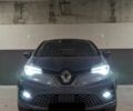 Серый Рено Зое, объемом двигателя 0 л и пробегом 65 тыс. км за 10800 $, фото 2 на Automoto.ua