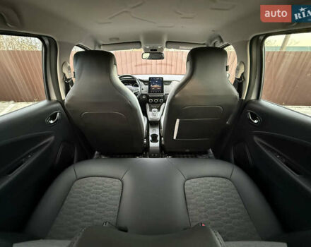 Сірий Рено Зое, об'ємом двигуна 0 л та пробігом 77 тис. км за 13350 $, фото 34 на Automoto.ua