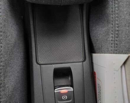 Сірий Рено Зое, об'ємом двигуна 0 л та пробігом 59 тис. км за 12500 $, фото 17 на Automoto.ua