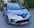 Серый Рено Зое, объемом двигателя 0 л и пробегом 100 тыс. км за 317 $, фото 20 на Automoto.ua
