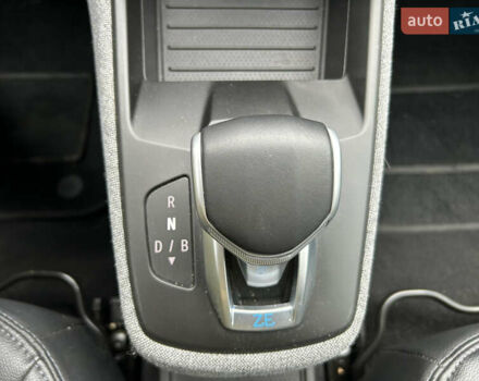 Серый Рено Зое, объемом двигателя 0 л и пробегом 16 тыс. км за 14800 $, фото 15 на Automoto.ua