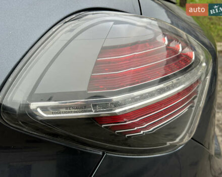 Серый Рено Зое, объемом двигателя 0 л и пробегом 16 тыс. км за 14800 $, фото 33 на Automoto.ua