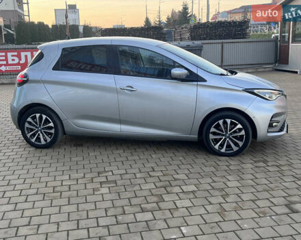 Сірий Рено Зое, об'ємом двигуна 0 л та пробігом 99 тис. км за 13400 $, фото 4 на Automoto.ua