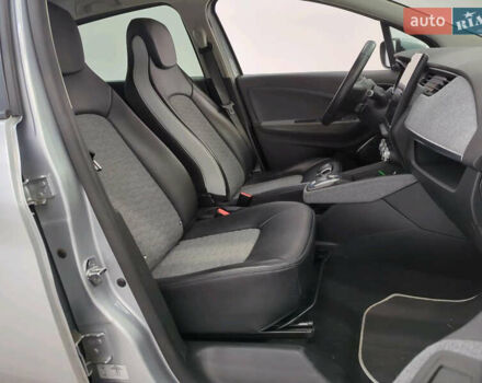 Сірий Рено Зое, об'ємом двигуна 0 л та пробігом 99 тис. км за 13400 $, фото 35 на Automoto.ua