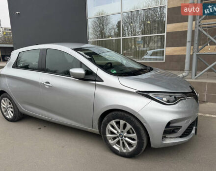 Серый Рено Зое, объемом двигателя 0 л и пробегом 4 тыс. км за 13700 $, фото 6 на Automoto.ua