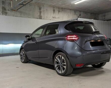 Серый Рено Зое, объемом двигателя 0 л и пробегом 65 тыс. км за 10800 $, фото 4 на Automoto.ua