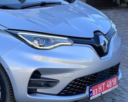 Серый Рено Зое, объемом двигателя 0 л и пробегом 100 тыс. км за 317 $, фото 16 на Automoto.ua