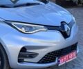 Серый Рено Зое, объемом двигателя 0 л и пробегом 100 тыс. км за 317 $, фото 16 на Automoto.ua