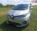 Серый Рено Зое, объемом двигателя 0 л и пробегом 68 тыс. км за 13800 $, фото 5 на Automoto.ua
