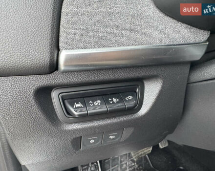 Серый Рено Зое, объемом двигателя 0 л и пробегом 4 тыс. км за 13700 $, фото 32 на Automoto.ua