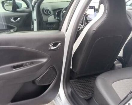 Сірий Рено Зое, об'ємом двигуна 0 л та пробігом 114 тис. км за 13200 $, фото 6 на Automoto.ua