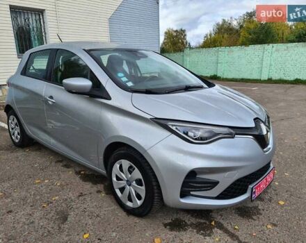 Серый Рено Зое, объемом двигателя 0 л и пробегом 93 тыс. км за 11950 $, фото 1 на Automoto.ua
