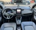 Серый Рено Зое, объемом двигателя 0 л и пробегом 92 тыс. км за 13999 $, фото 27 на Automoto.ua