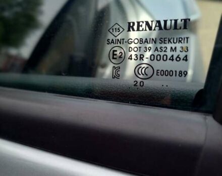 Серый Рено Зое, объемом двигателя 0 л и пробегом 36 тыс. км за 12950 $, фото 32 на Automoto.ua