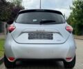 Серый Рено Зое, объемом двигателя 0 л и пробегом 48 тыс. км за 12500 $, фото 4 на Automoto.ua