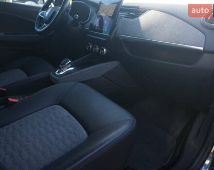 Серый Рено Зое, объемом двигателя 0 л и пробегом 174 тыс. км за 12000 $, фото 39 на Automoto.ua