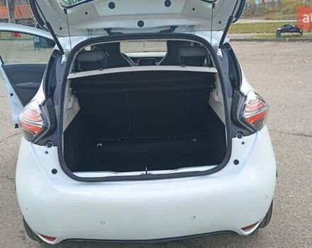 Сірий Рено Зое, об'ємом двигуна 0 л та пробігом 61 тис. км за 11499 $, фото 11 на Automoto.ua