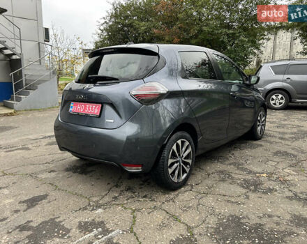 Серый Рено Зое, объемом двигателя 0 л и пробегом 16 тыс. км за 14800 $, фото 4 на Automoto.ua