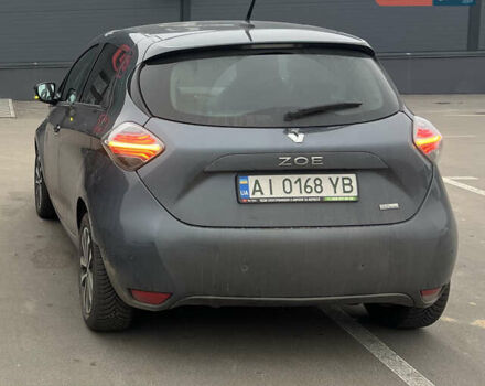 Серый Рено Зое, объемом двигателя 0 л и пробегом 129 тыс. км за 13700 $, фото 1 на Automoto.ua