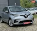 Серый Рено Зое, объемом двигателя 0 л и пробегом 78 тыс. км за 11830 $, фото 7 на Automoto.ua