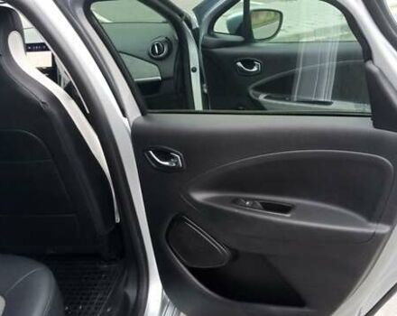 Сірий Рено Зое, об'ємом двигуна 0 л та пробігом 114 тис. км за 13200 $, фото 5 на Automoto.ua