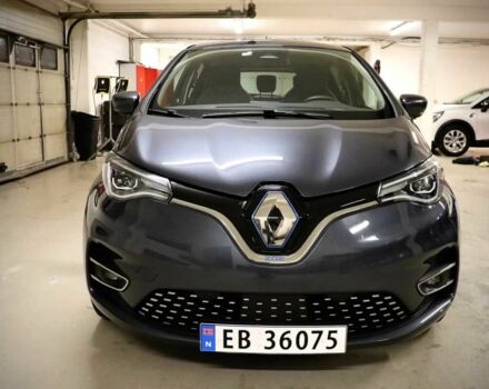 Серый Рено Зое, объемом двигателя 0 л и пробегом 39 тыс. км за 13500 $, фото 1 на Automoto.ua