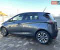 Серый Рено Зое, объемом двигателя 0 л и пробегом 139 тыс. км за 12200 $, фото 2 на Automoto.ua