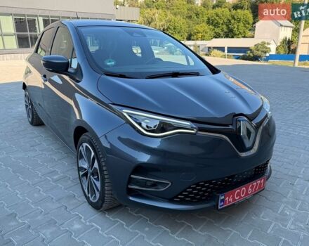 Серый Рено Зое, объемом двигателя 0 л и пробегом 117 тыс. км за 12999 $, фото 69 на Automoto.ua