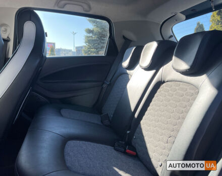 Сірий Рено Зое, об'ємом двигуна 52 л та пробігом 72 тис. км за 13900 $, фото 9 на Automoto.ua