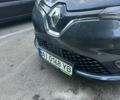 Серый Рено Зое, объемом двигателя 0 л и пробегом 129 тыс. км за 13700 $, фото 3 на Automoto.ua
