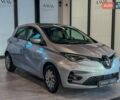 Серый Рено Зое, объемом двигателя 0 л и пробегом 124 тыс. км за 11200 $, фото 9 на Automoto.ua