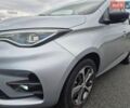 Серый Рено Зое, объемом двигателя 0 л и пробегом 141 тыс. км за 13800 $, фото 16 на Automoto.ua