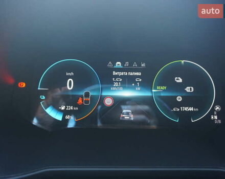 Серый Рено Зое, объемом двигателя 0 л и пробегом 174 тыс. км за 12000 $, фото 30 на Automoto.ua