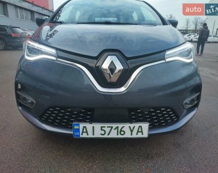 Серый Рено Зое, объемом двигателя 0 л и пробегом 68 тыс. км за 13700 $, фото 4 на Automoto.ua