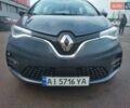 Серый Рено Зое, объемом двигателя 0 л и пробегом 68 тыс. км за 13700 $, фото 4 на Automoto.ua
