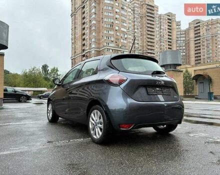 Серый Рено Зое, объемом двигателя 0 л и пробегом 33 тыс. км за 12900 $, фото 25 на Automoto.ua