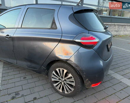 Серый Рено Зое, объемом двигателя 0 л и пробегом 40 тыс. км за 12200 $, фото 8 на Automoto.ua
