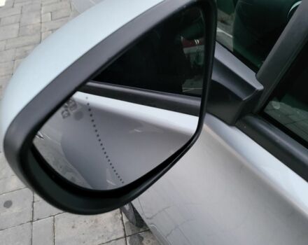 Сірий Рено Зое, об'ємом двигуна 0 л та пробігом 96 тис. км за 12350 $, фото 19 на Automoto.ua