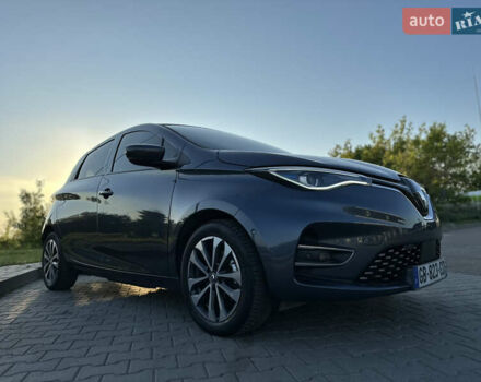Серый Рено Зое, объемом двигателя 0 л и пробегом 35 тыс. км за 13450 $, фото 9 на Automoto.ua