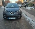 Серый Рено Зое, объемом двигателя 0 л и пробегом 49 тыс. км за 16666 $, фото 1 на Automoto.ua