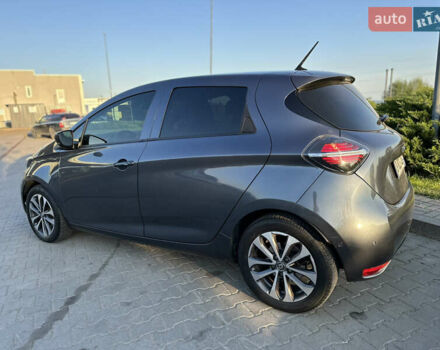 Серый Рено Зое, объемом двигателя 0 л и пробегом 35 тыс. км за 13450 $, фото 3 на Automoto.ua